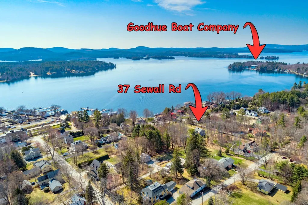 37 Sewall Road Wolfeboro NH 03894