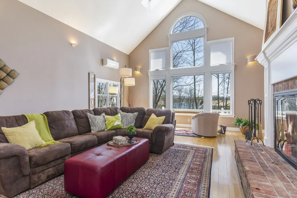 37 Sewall Road Wolfeboro NH 03894