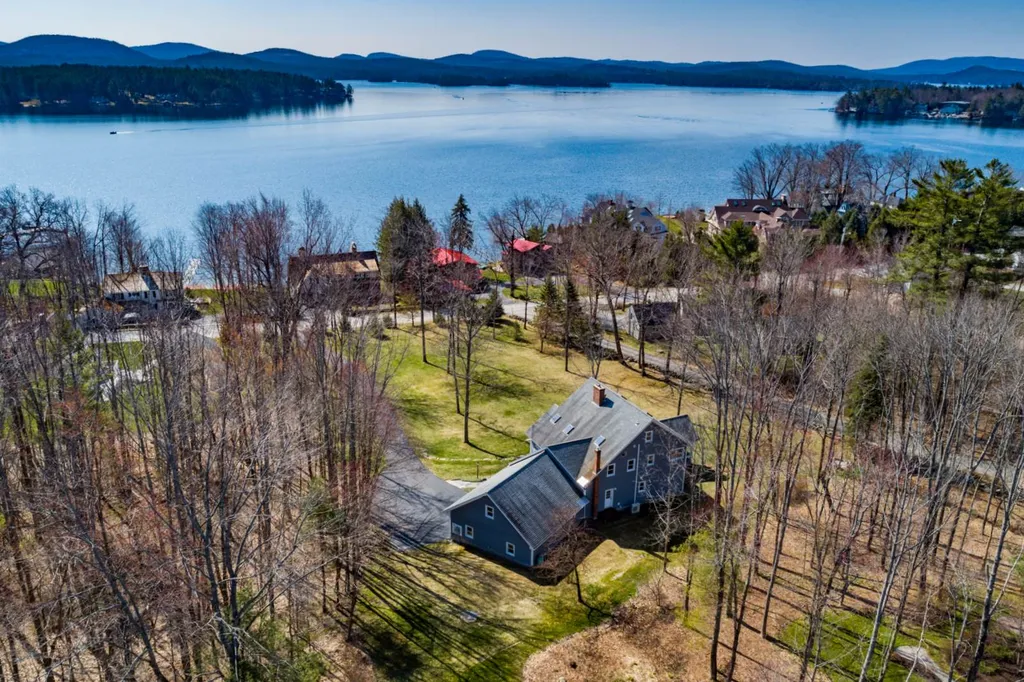 37 Sewall Road Wolfeboro NH 03894