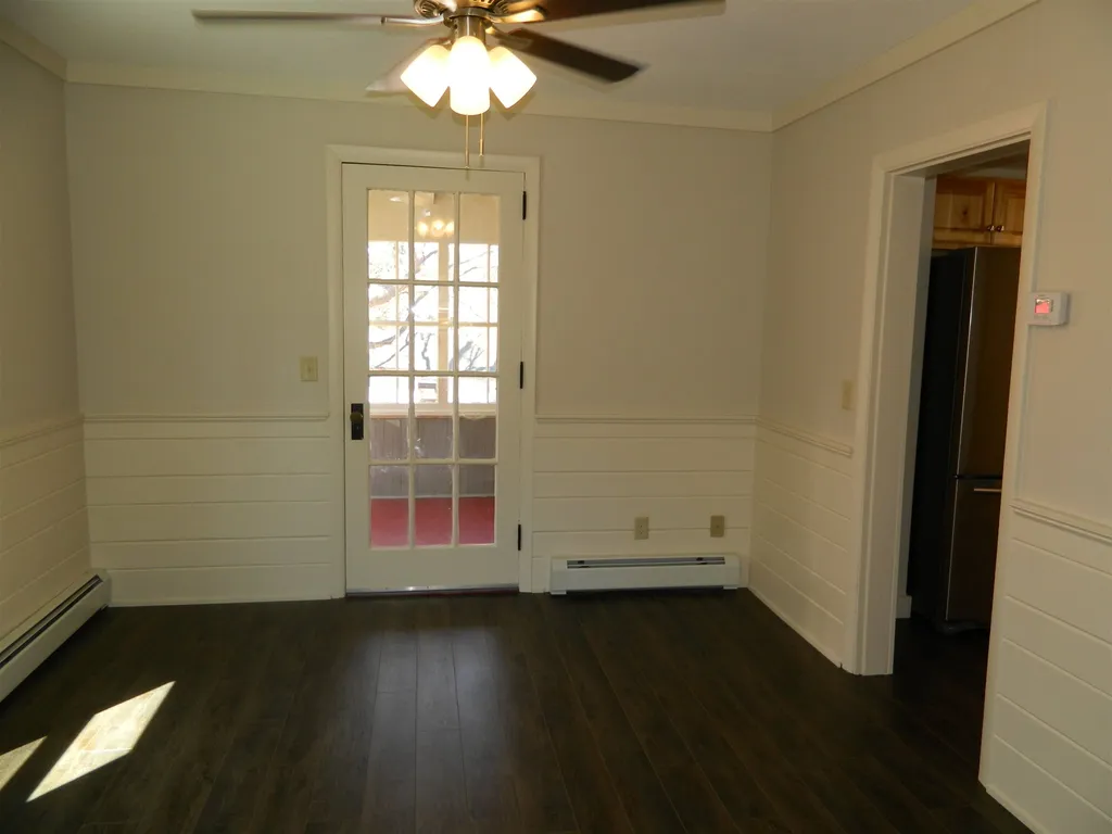 22 Oak Street Franklin NH 03235