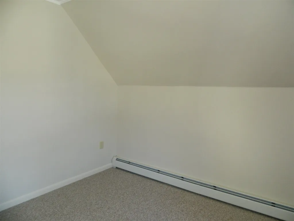 22 Oak Street Franklin NH 03235