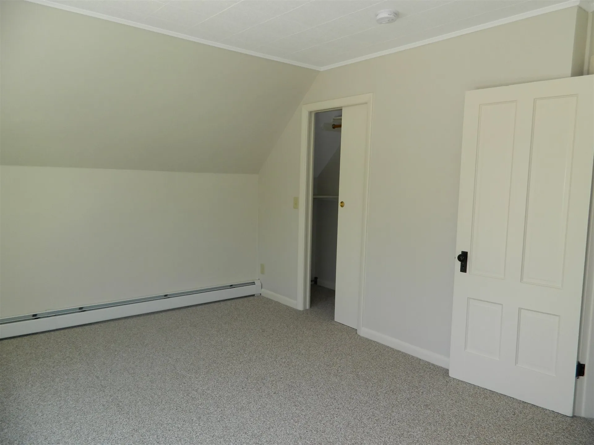 22 Oak Street Franklin NH 03235