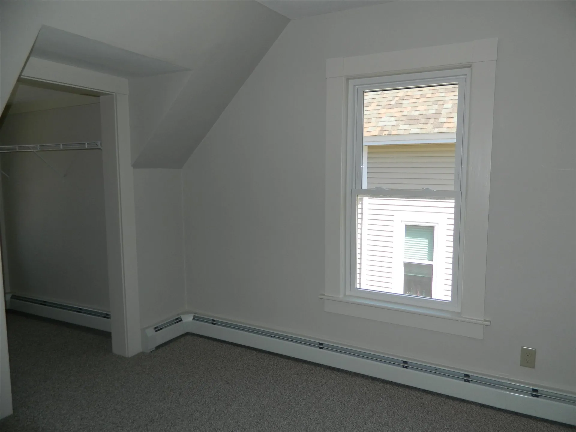 22 Oak Street Franklin NH 03235