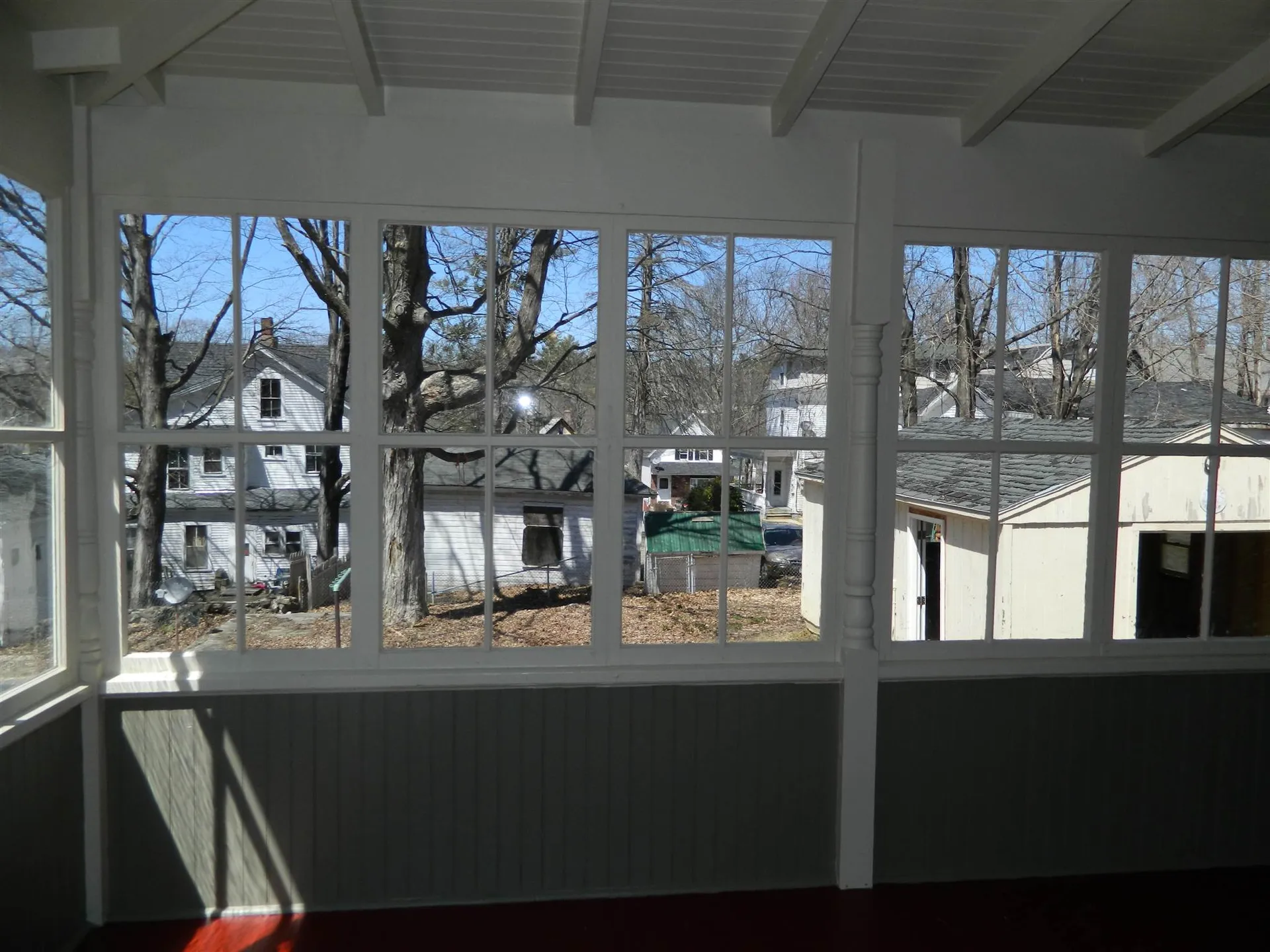 22 Oak Street Franklin NH 03235