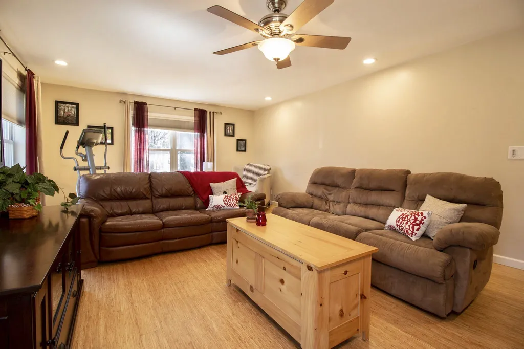 102 Orchard Lane Richmond VT 05477