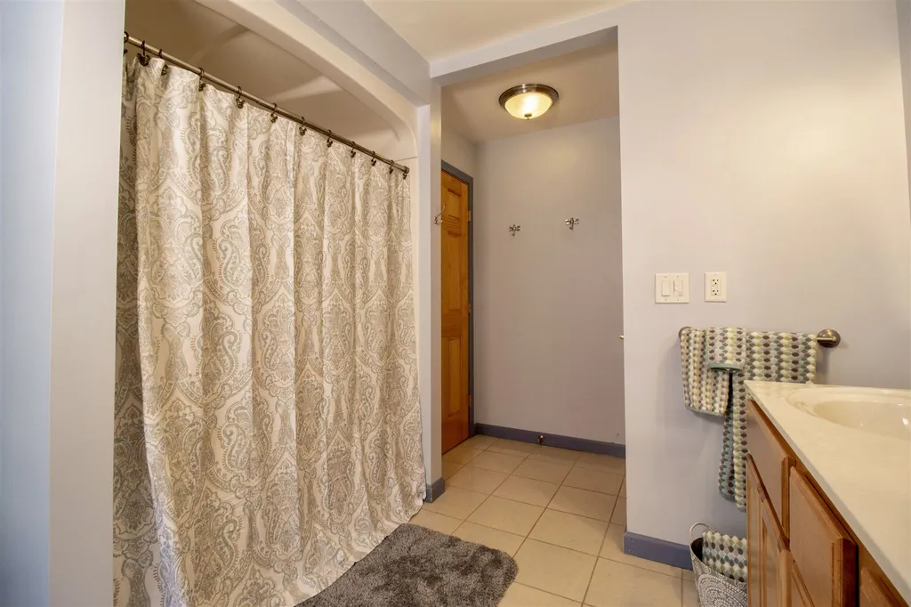 102 Orchard Lane Richmond VT 05477