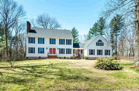 7 Stoneybrook Lane Salem NH 03079