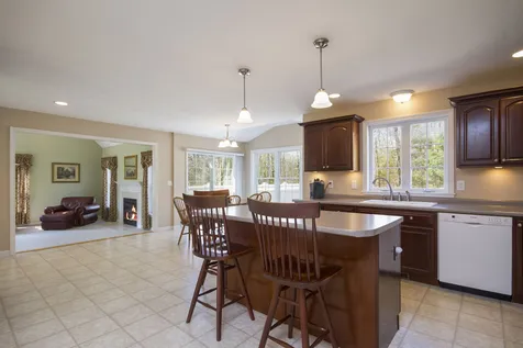 29 Bear Run Drive Litchfield NH 03052