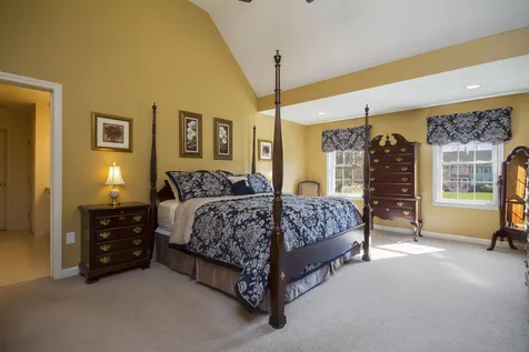 29 Bear Run Drive Litchfield NH 03052