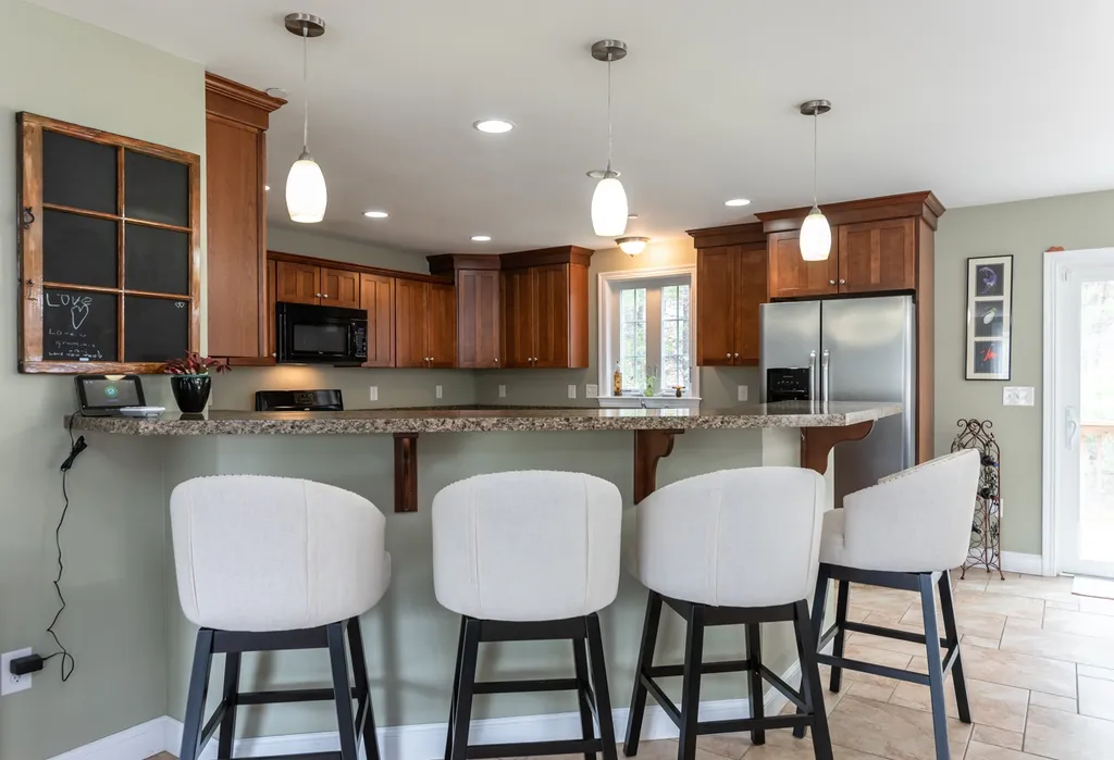 23b Clearview Circle Hudson NH 03051-4036