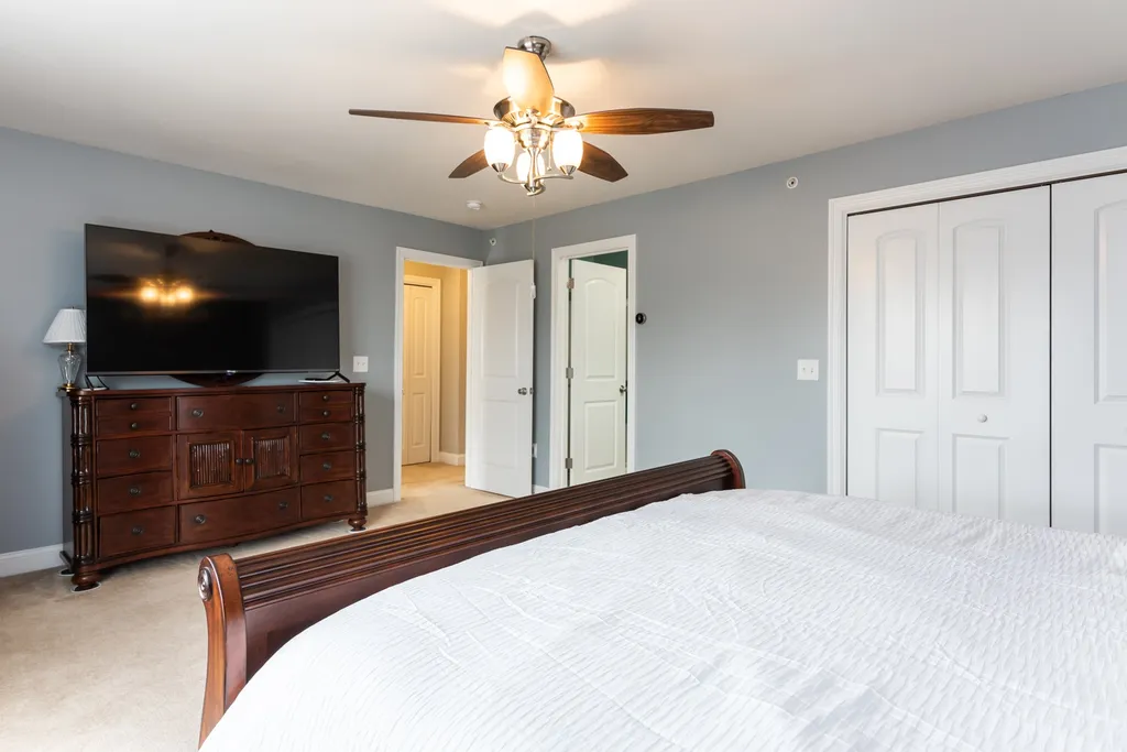 23b Clearview Circle Hudson NH 03051-4036