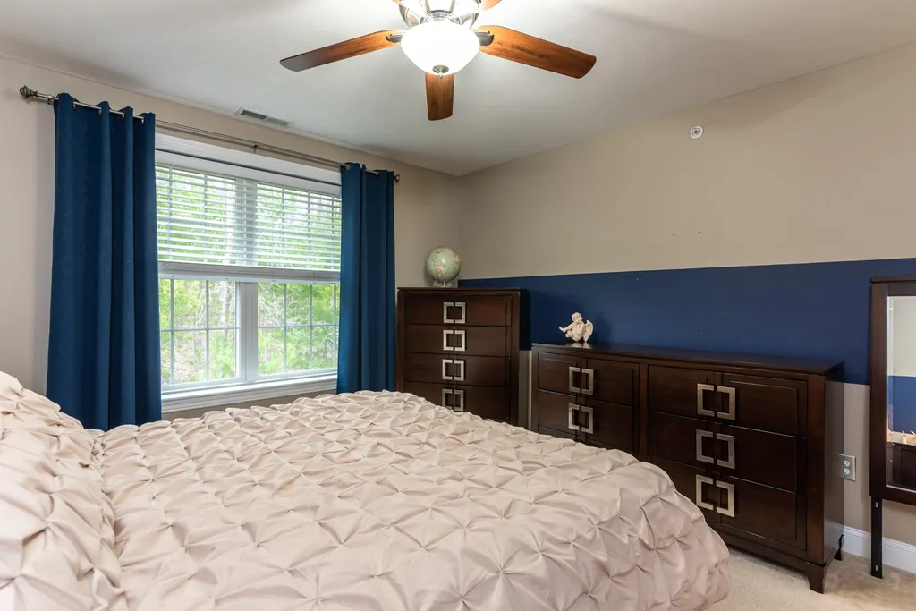 23b Clearview Circle Hudson NH 03051-4036
