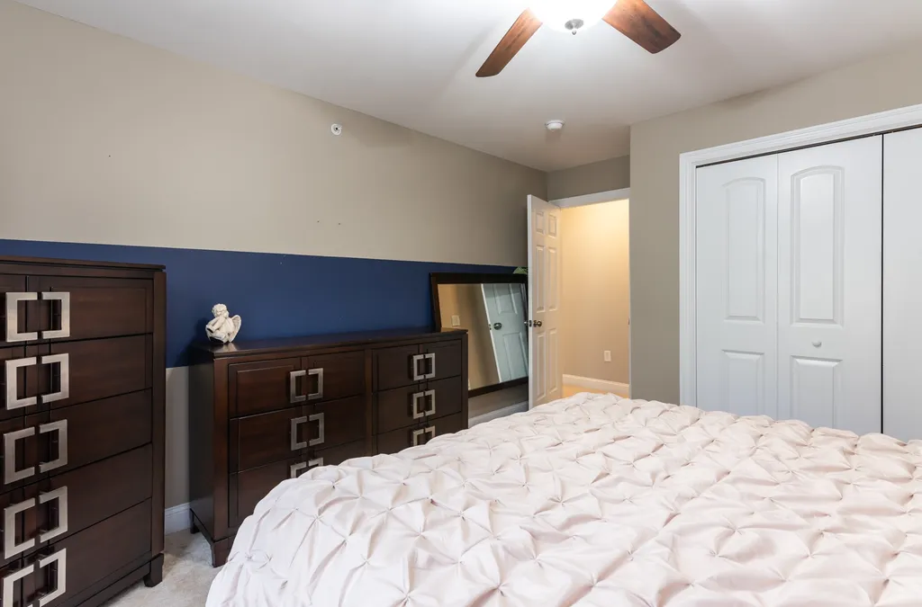 23b Clearview Circle Hudson NH 03051-4036