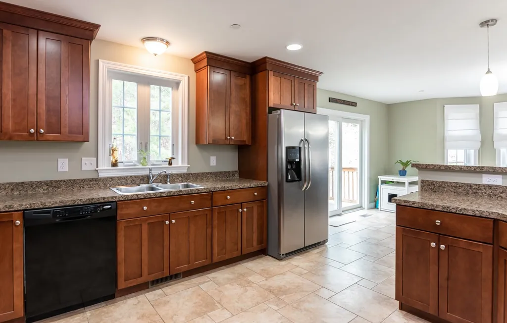 23b Clearview Circle Hudson NH 03051-4036