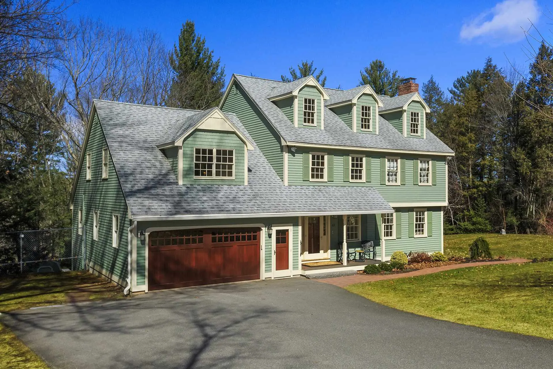 65 Forest Street Londonderry NH 03053
