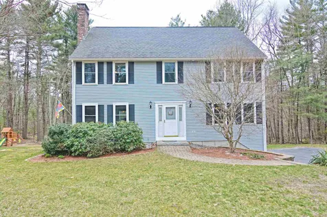 3 Harmony Way Plaistow NH 03865