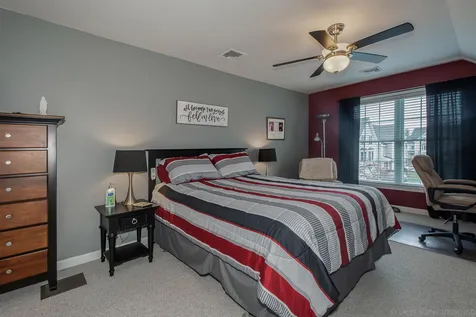 12a Farnum Court Hudson NH 03051