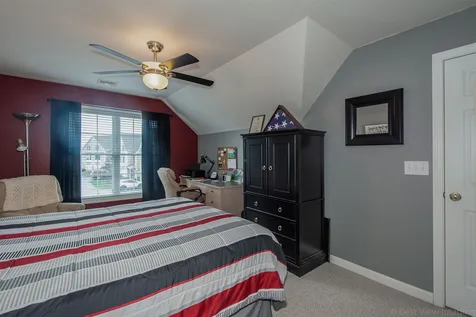 12a Farnum Court Hudson NH 03051