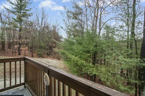 12a Farnum Court Hudson NH 03051