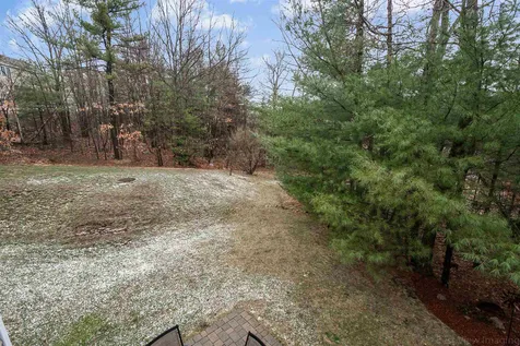 12a Farnum Court Hudson NH 03051