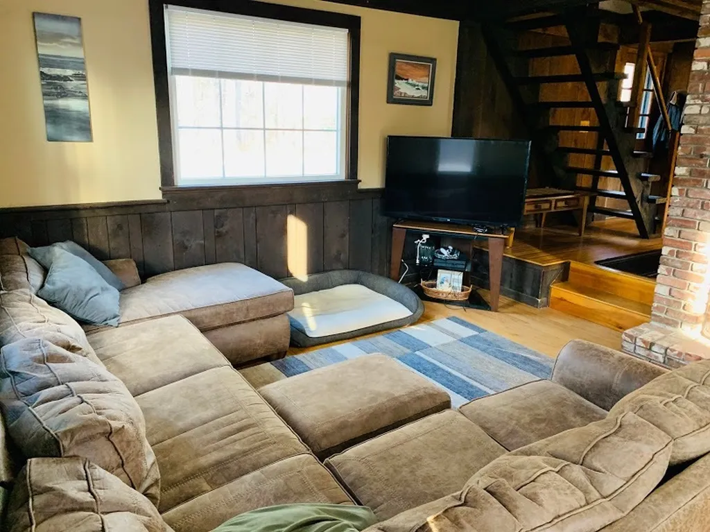 69 Lake Avenue Franklin NH 03235-2426