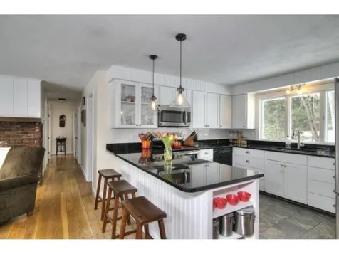 38 Searles Road Windham NH 03087