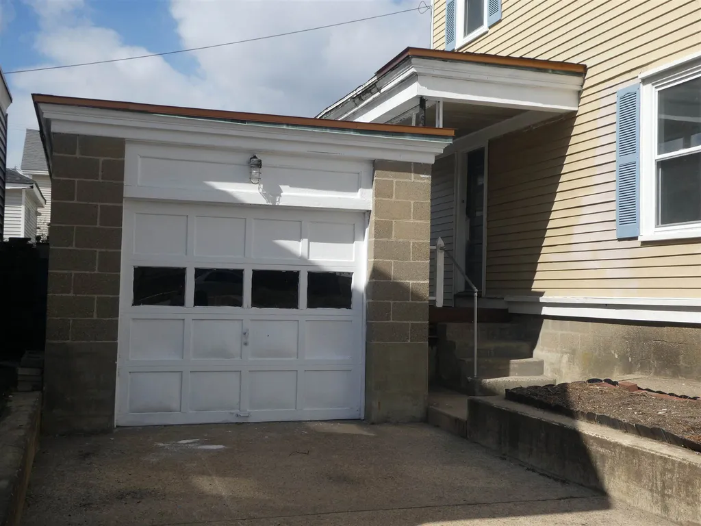 270 Laurel Street Manchester NH 03103