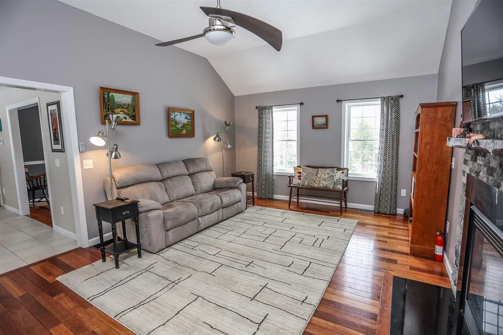 27 Sherman Drive Raymond NH 03077