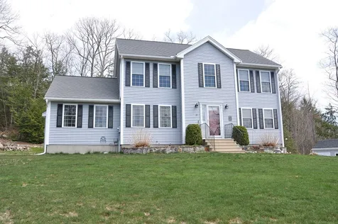 27 Sherman Drive Raymond NH 03077