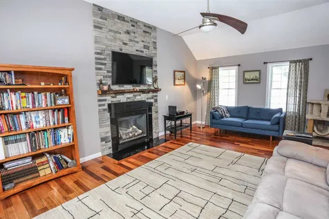 27 Sherman Drive Raymond NH 03077