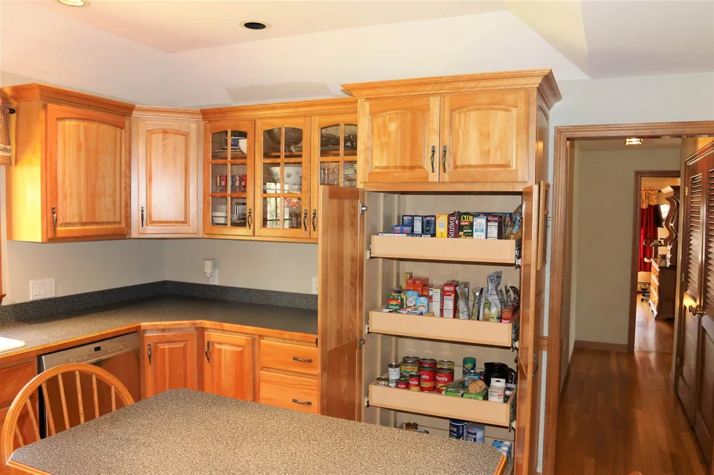4 Rowe Drive Fremont NH 03044