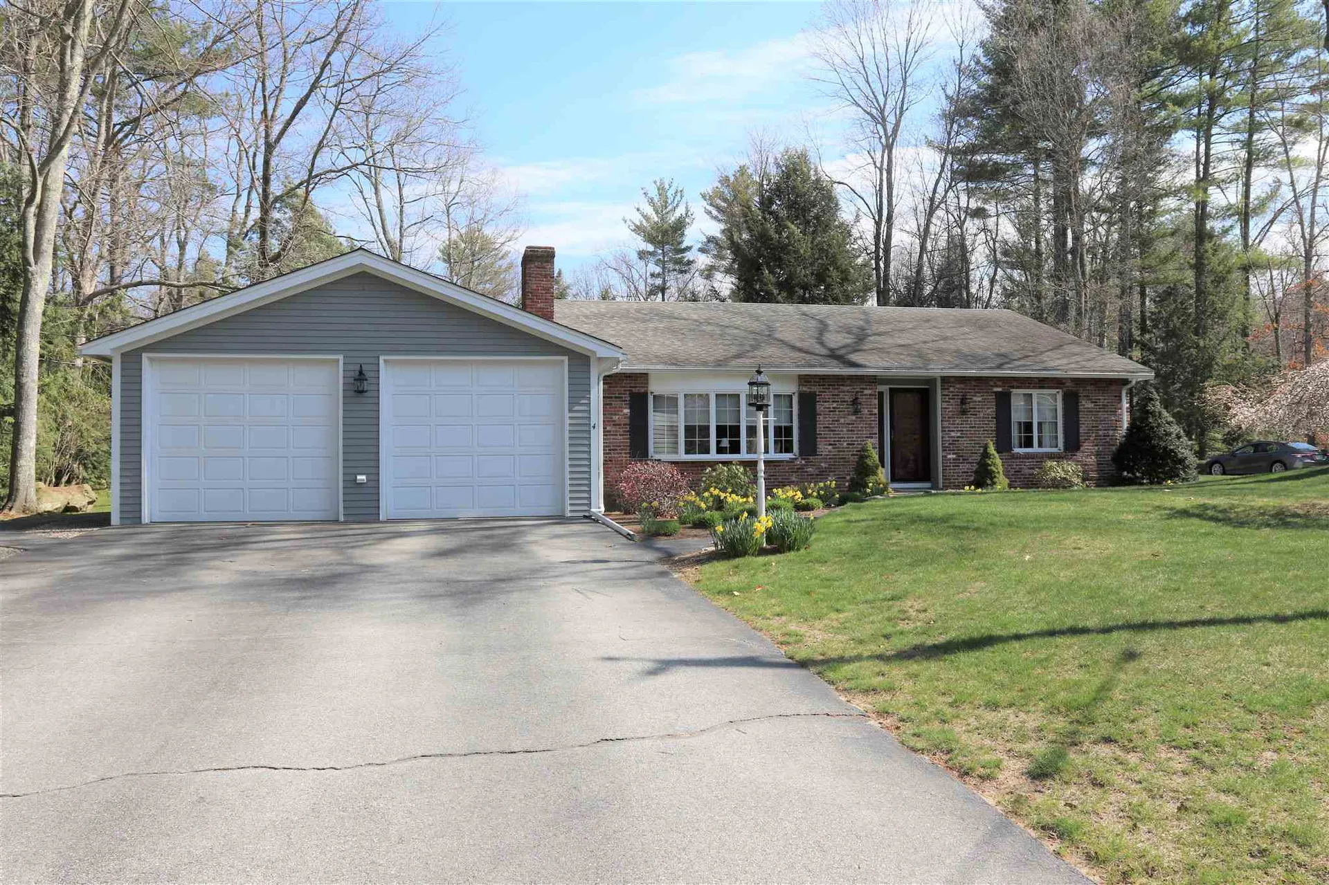 4 Rowe Drive Fremont NH 03044