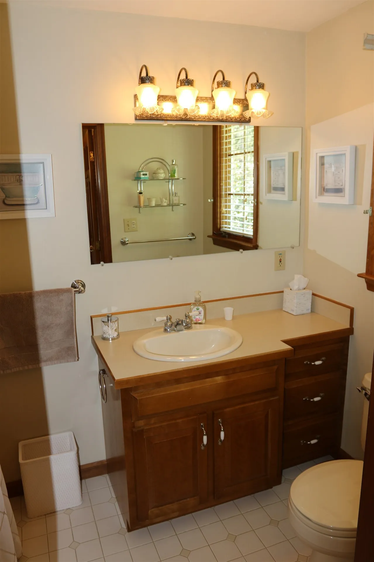 4 Rowe Drive Fremont NH 03044