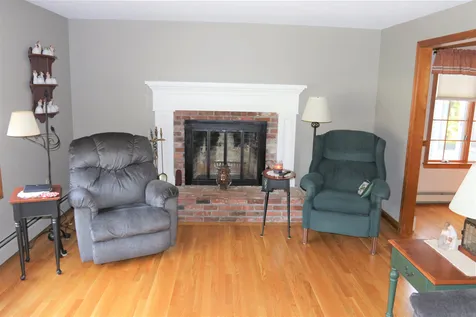 4 Rowe Drive Fremont NH 03044