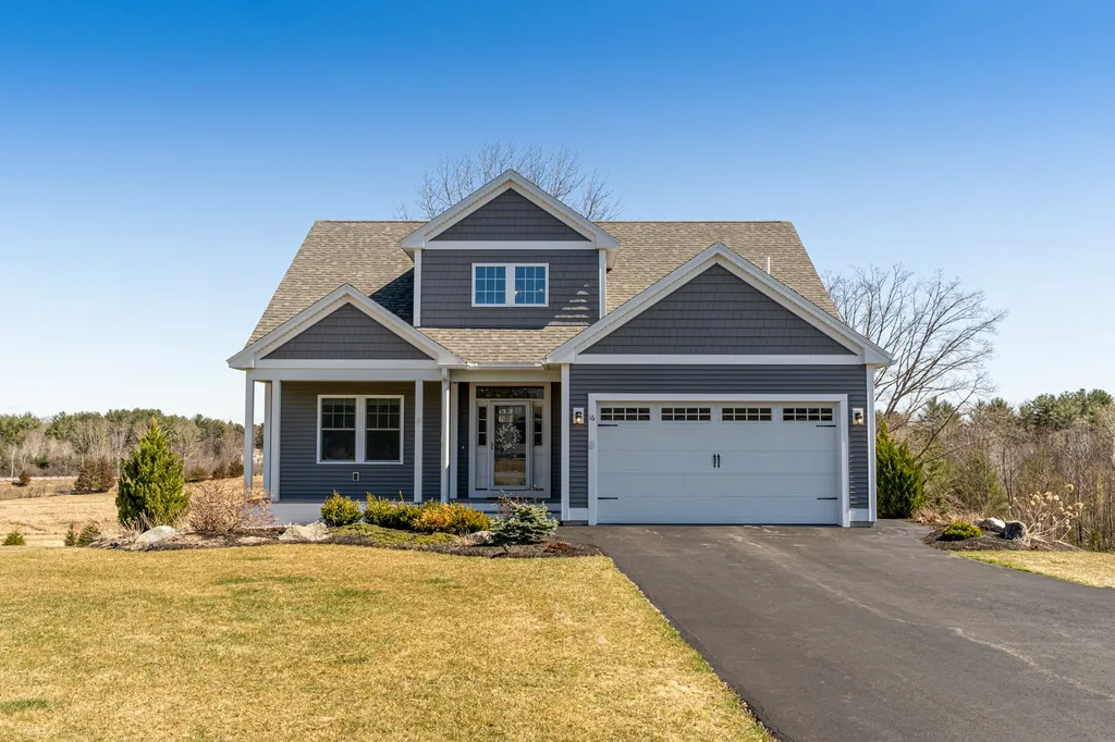 16 Van Etten Drive Greenland NH 03840