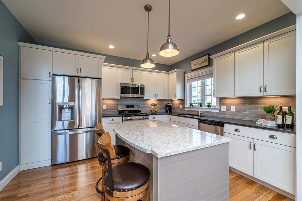 16 Van Etten Drive Greenland NH 03840