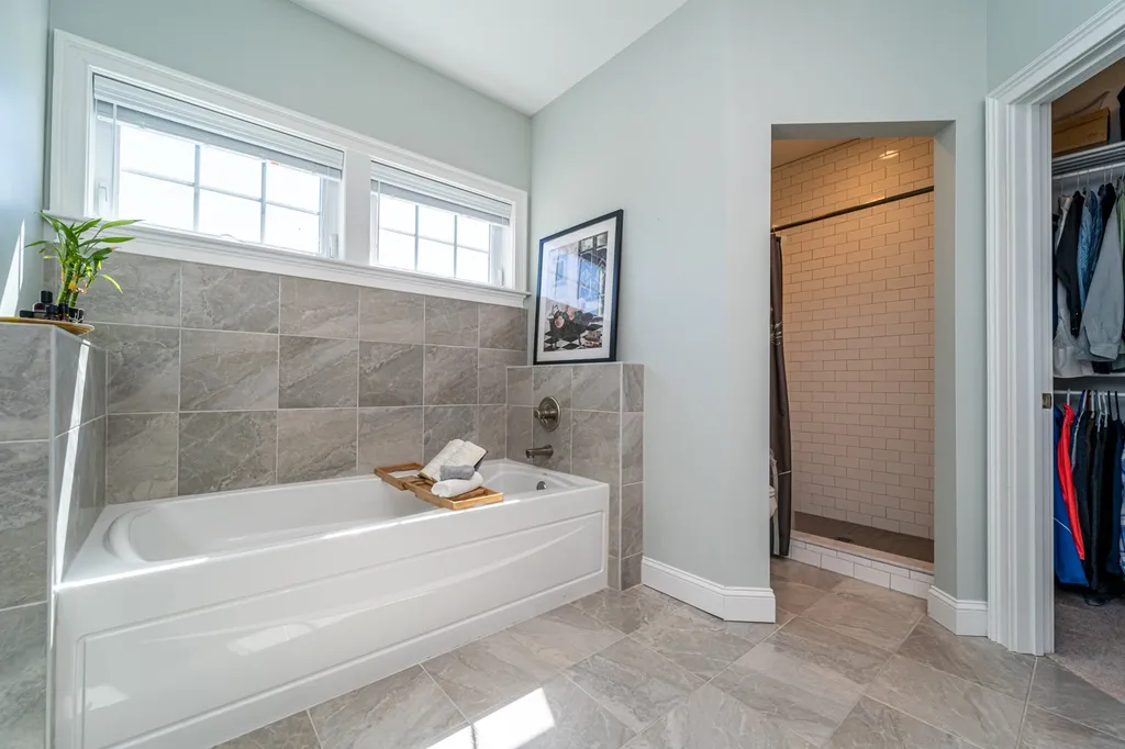 16 Van Etten Drive Greenland NH 03840