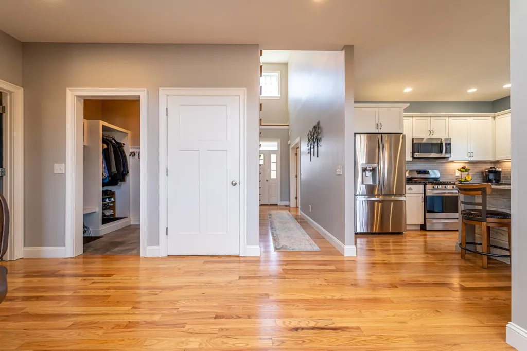 16 Van Etten Drive Greenland NH 03840