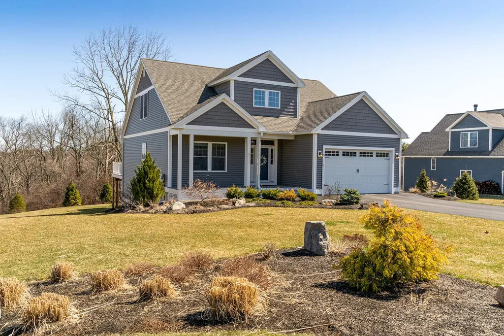 16 Van Etten Drive Greenland NH 03840