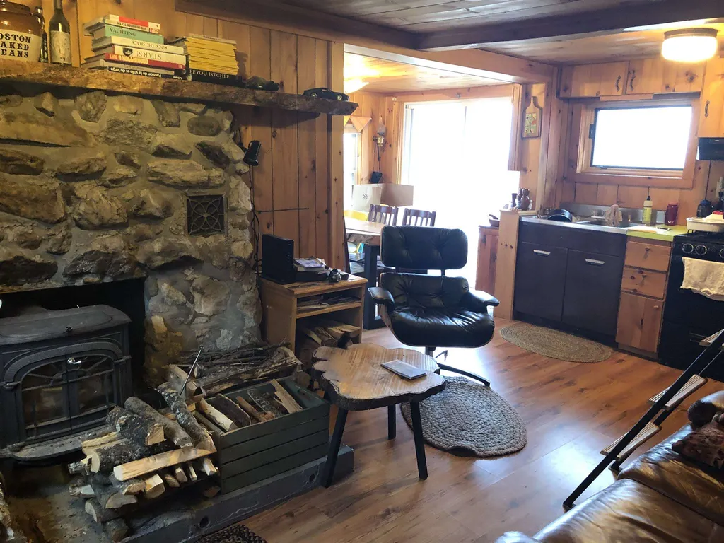 109 Leavitt Circle Jay VT 05859