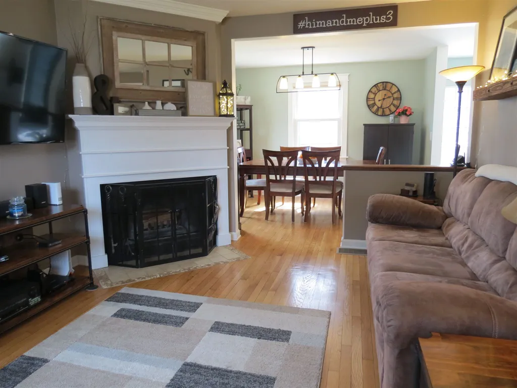 18 Maplewood Avenue Rochester NH 03867