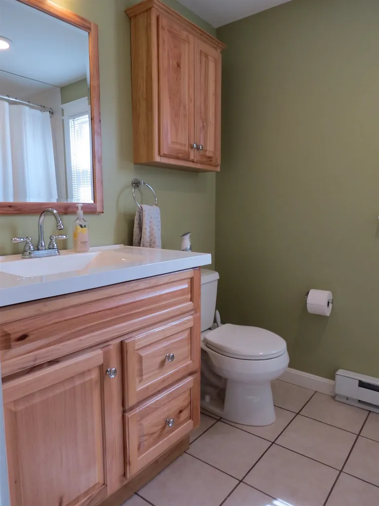 18 Maplewood Avenue Rochester NH 03867