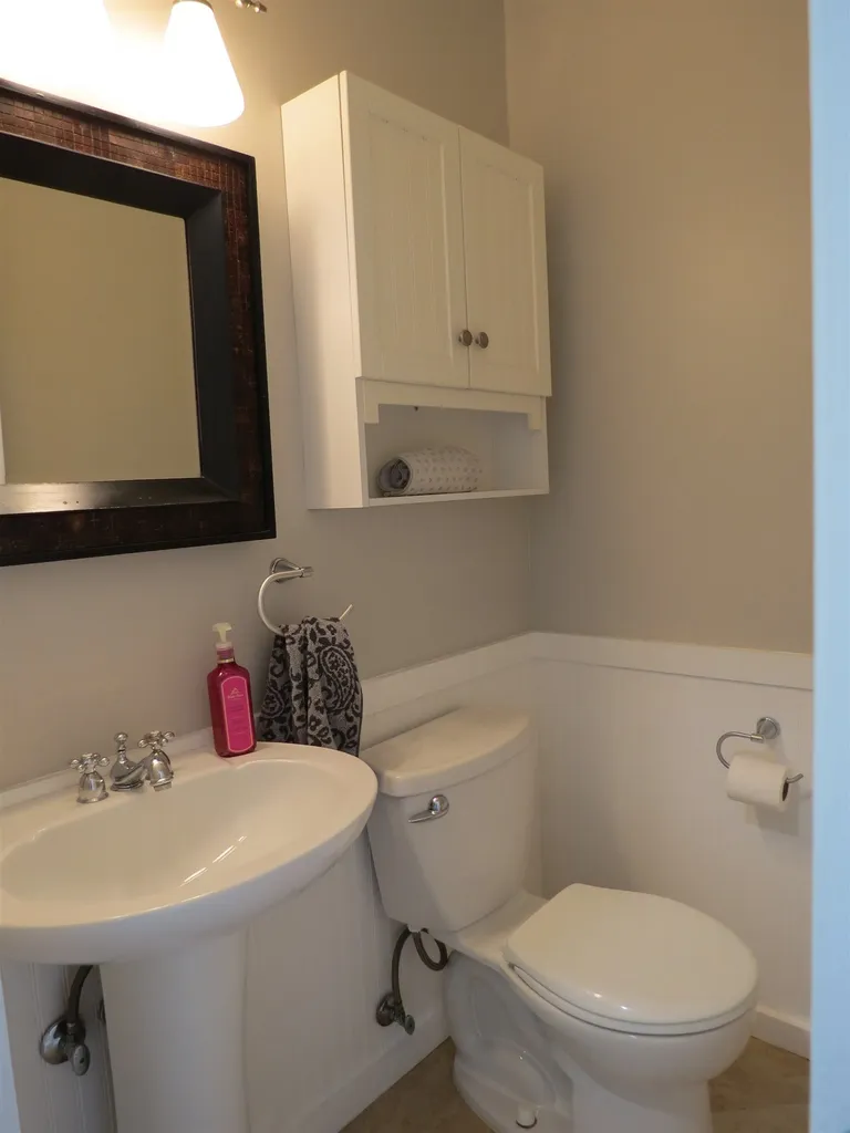 18 Maplewood Avenue Rochester NH 03867