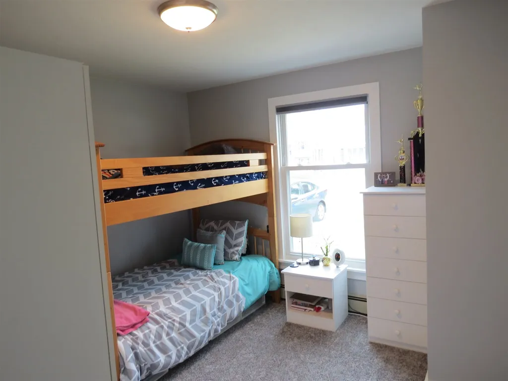 18 Maplewood Avenue Rochester NH 03867