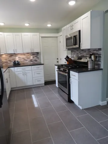 18 Maplewood Avenue Rochester NH 03867