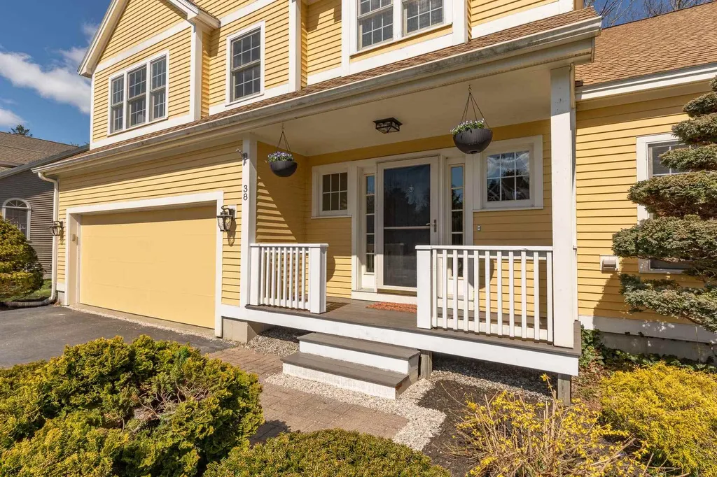 38 Exeter Farms Road Exeter NH 03833