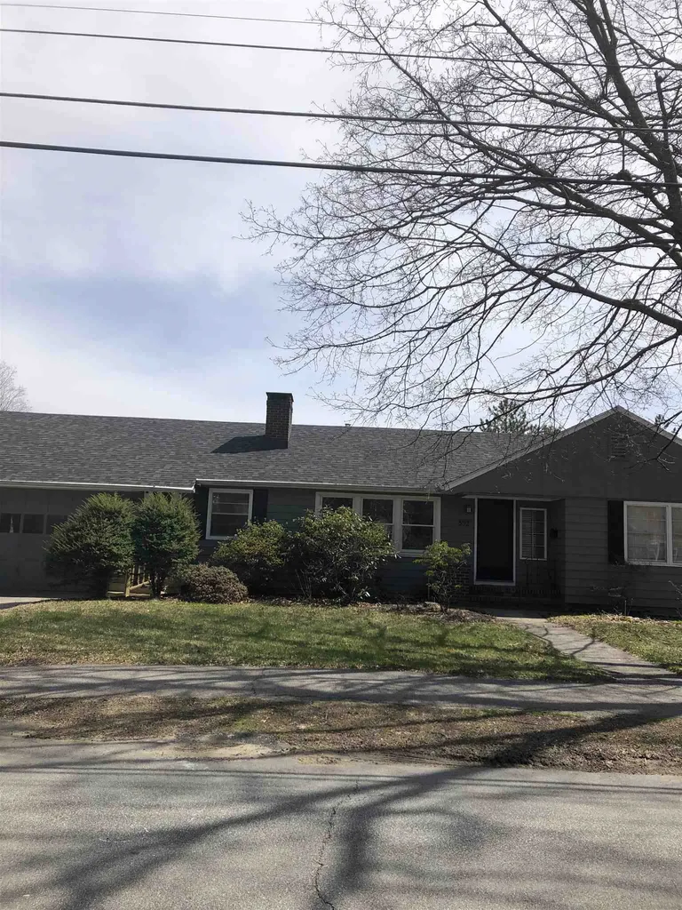 592 West Street Keene NH 03431