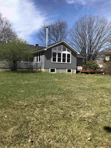 592 West Street Keene NH 03431