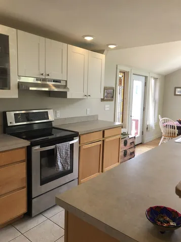 592 West Street Keene NH 03431