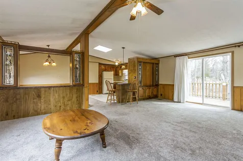 13 Agent Road Raymond NH 03077